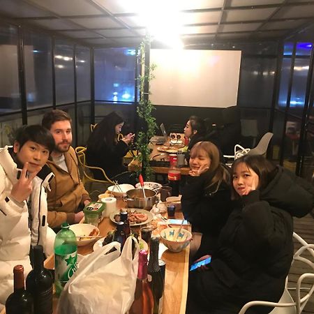Fun Fun Stay Guesthouse ソウル特別市 エクステリア 写真