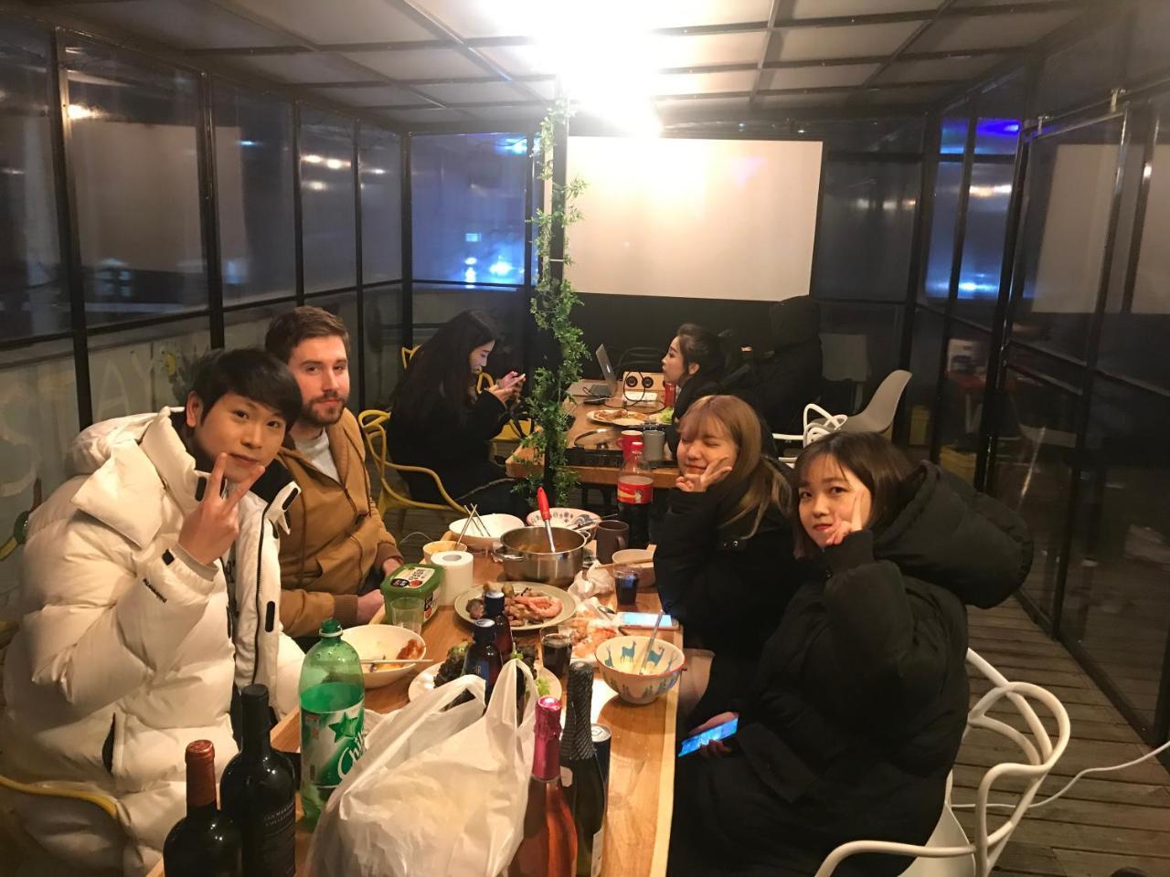 Fun Fun Stay Guesthouse ソウル特別市 エクステリア 写真